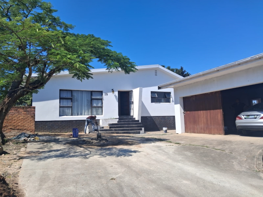 To Let 3 Bedroom Property for Rent in Amalinda Eastern Cape